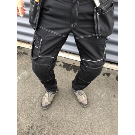 Pantalon de travail PXIII noir surpiqûres blanches L'ARTISAN BELGE Pantalon de travail PXIII noir surpiqûres blanches L'ARTISAN BELGE