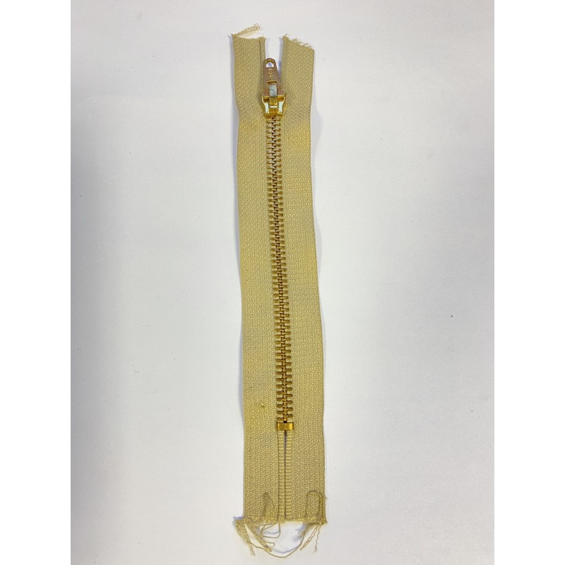 Fermeture à glissière métal standard maille 6 beige 15 cm Fermeture à glissière métal standard maille 6 beige 15 cm