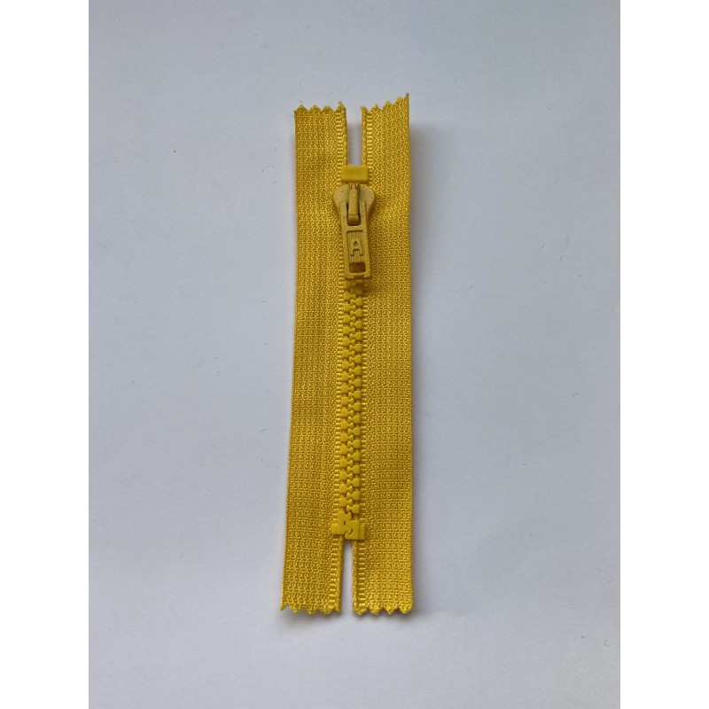 Fermeture à glissière injectée standard maille 6 jaune 11 cm