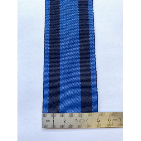 Sangle polyester bleue avec 2 rayures marines 50 mm