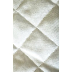 Tissu Matelassé ouate 100g/m² , Double Face Blanc , carré 5/5cm, Majoritaire Polyester